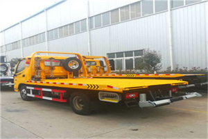 阎良区附近拖车救援搭电